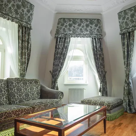Schlosspark 4* KLV