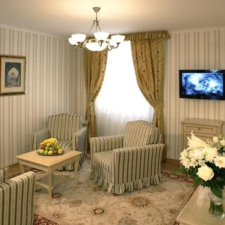 Hotel Schlosspark 4*