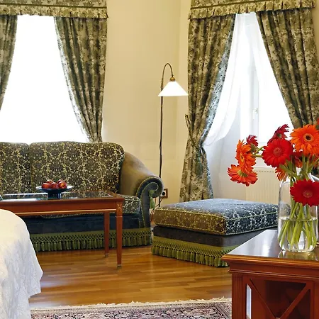 Schlosspark Hotel 4*