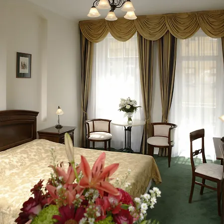 Hotel Schlosspark 4*