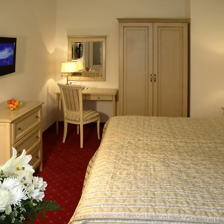 Hotel Schlosspark 4*