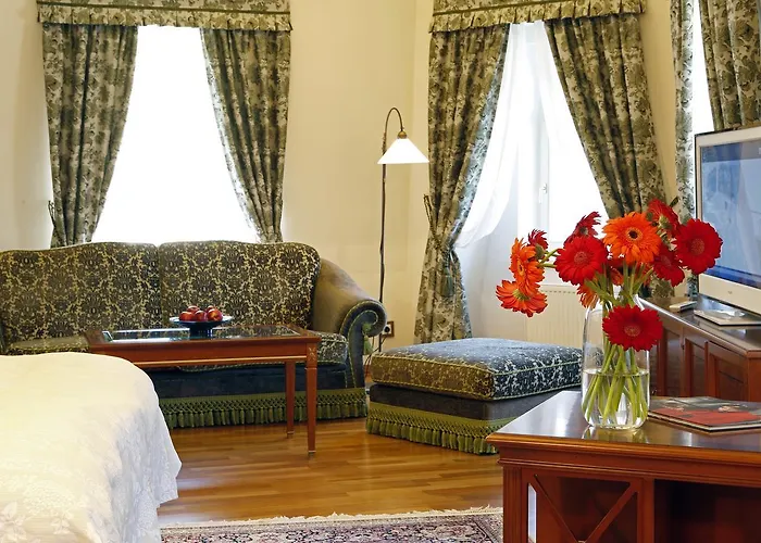 Schlosspark Hotel 4*