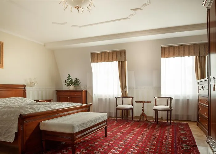 Schlosspark Otel 4*